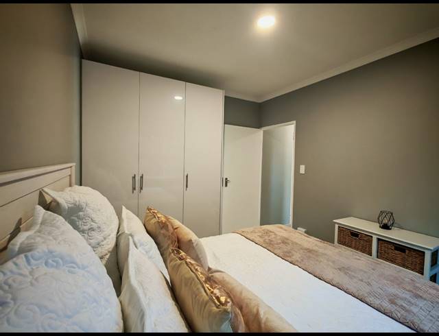 3 BEDROOM FREESTANDING FOR SALE IN SHAKASKRAAL